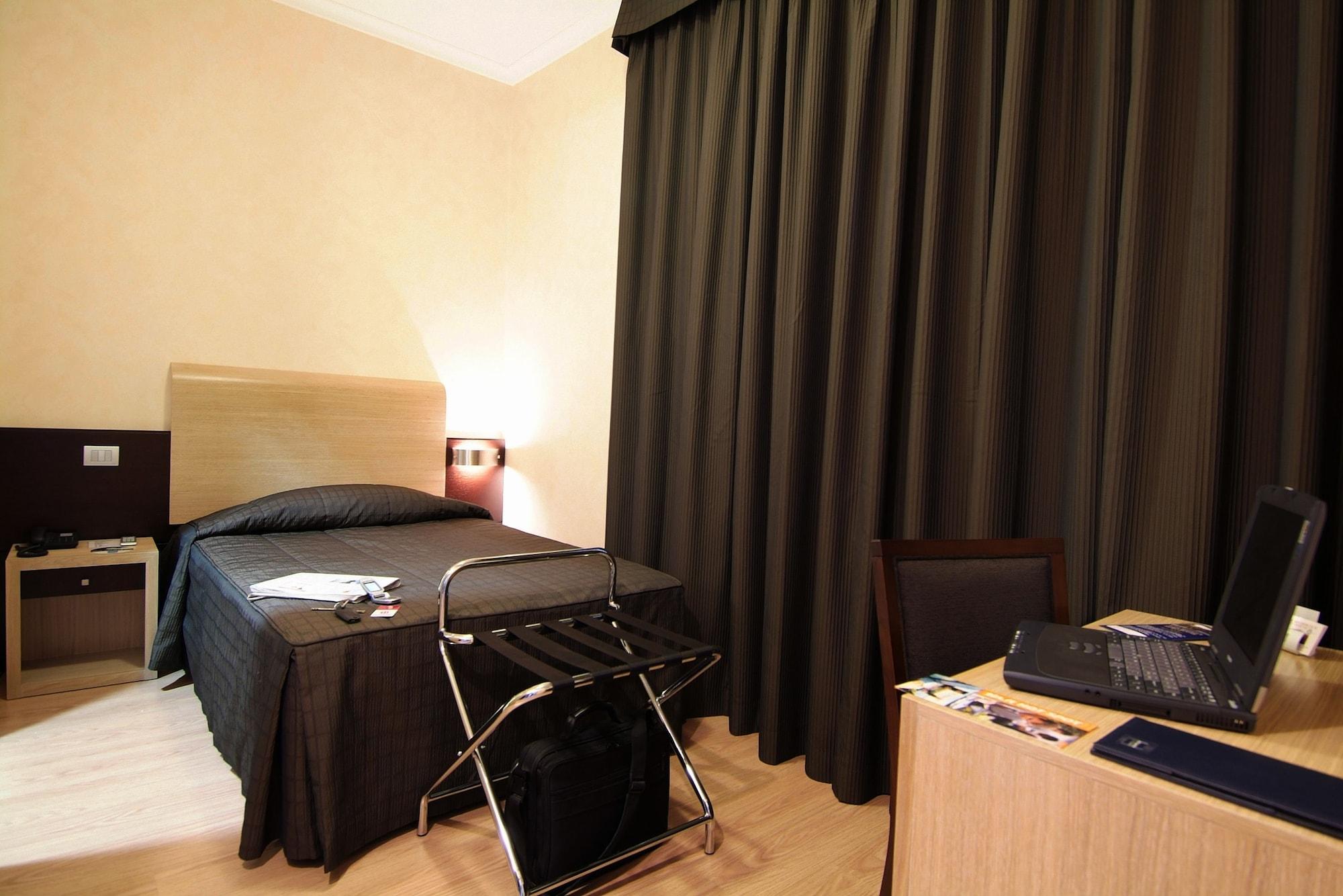 Eh Rome Airport Euro House Hotels Фьюмичино Экстерьер фото