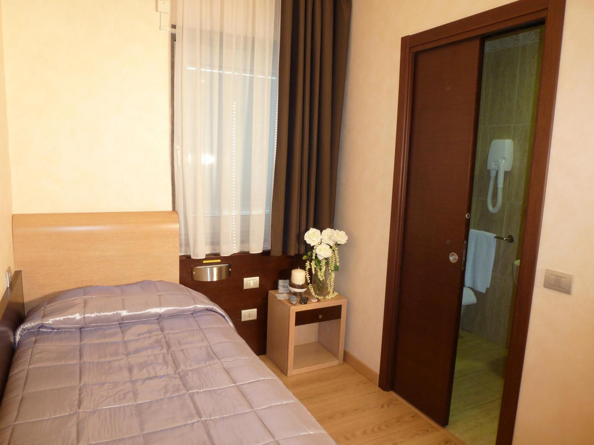 Eh Rome Airport Euro House Hotels Фьюмичино Экстерьер фото